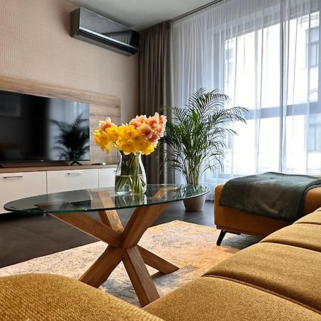 Apartman Leonardo - City Center Trnava Eksteriør billede