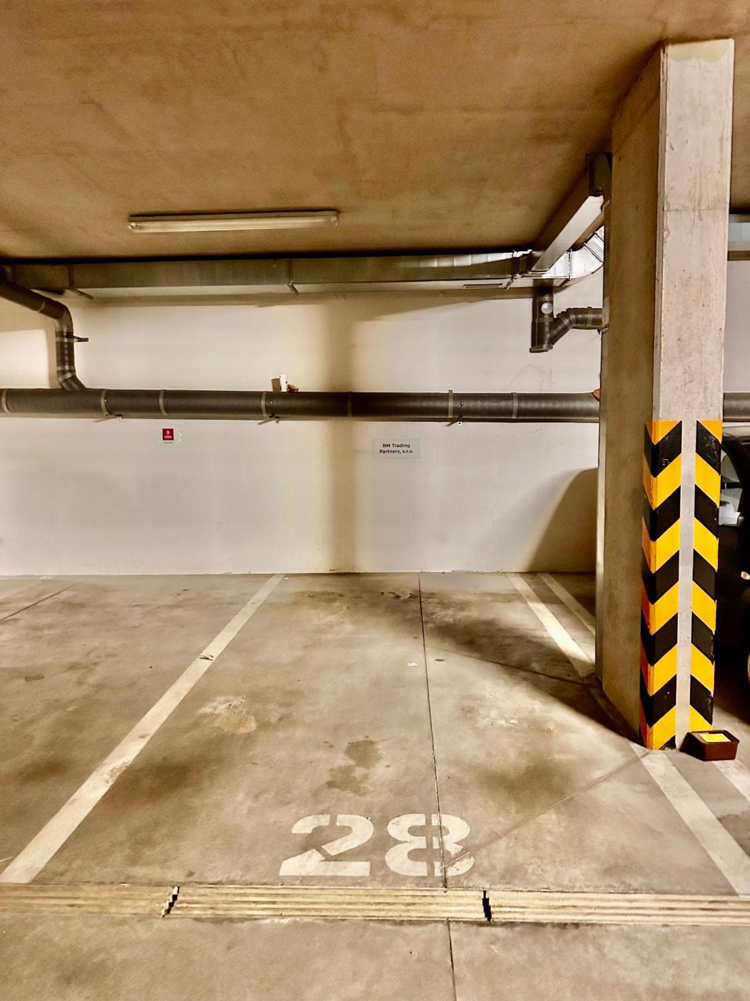 Apartman Leonardo - City Center Trnava Eksteriør billede