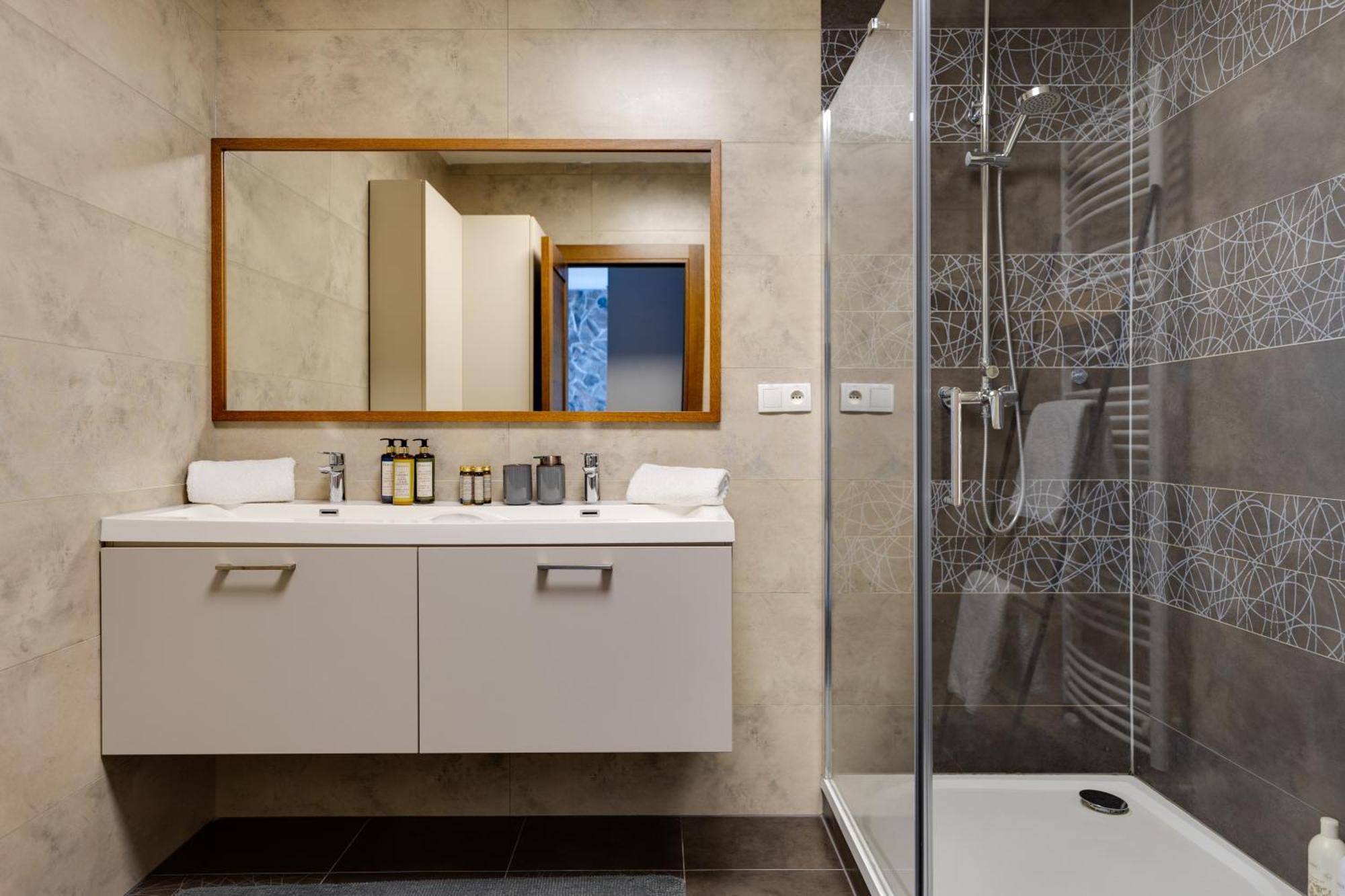 Apartman Leonardo - City Center Trnava Eksteriør billede
